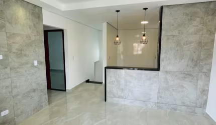SOBRADO IMPECÁVEL 3 DORMS CANTO FORTE