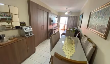 Lindo apartamento no CANTO DO FORTE COM SACADA