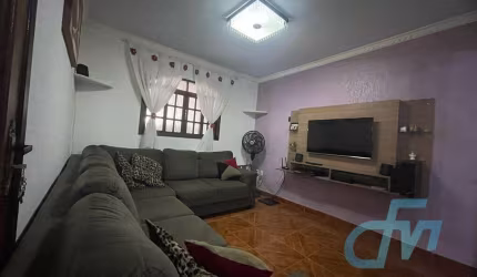 Casa à venda com 3 dormitórios no bairro Jardim Camila em Mogi das Cruzes