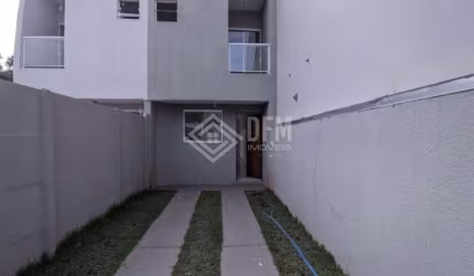 Casa Sobrado à venda no bairro Jardim Nathalie - Mogi das Cruzes/SP, com 2 suítes com sacada
