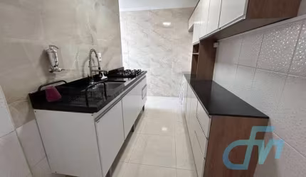 Condomínio Rubi - Apartamento reformado à venda no Jardim Maricá com 2 dormitórios e sala dois ambientes.