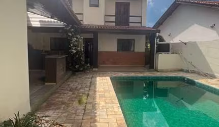 Condomínio Aruã - Casa à Venda no Condomínio Aruã - 3 Suítes, Piscina e Espaços Amplo