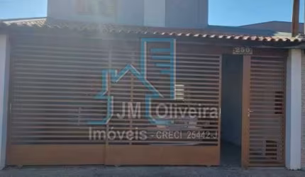 EXCELENTE CASA COM 03 QUARTOS, SENDO UMA SUITE, NA VILA MAZZEI.