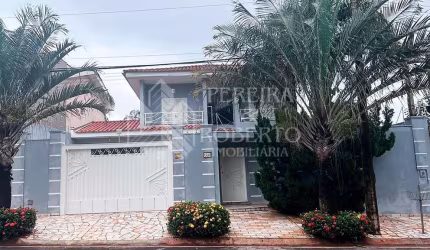 Sobrado à Venda na City Ribeirão com 4 Suítes