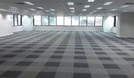Sala comercial com 5 salas para alugar na Avenida Eusébio Matoso, 1375, Pinheiros, São Paulo por R$ 58.125