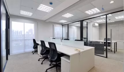 Sala comercial com 5 salas para alugar na Avenida Engenheiro Luís Carlos Berrini, 105, Cidade Monções, São Paulo por R$ 29.200