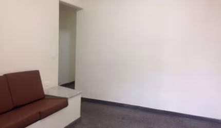 Casa comercial com 5 salas para alugar na Rua Pero Neto, 82, Vila da Saúde, São Paulo por R$ 3.500