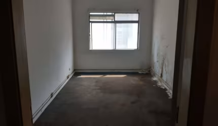 Sala comercial com 5 salas para alugar na Rua Barão de Itapetininga, 221, República, São Paulo por R$ 1.850