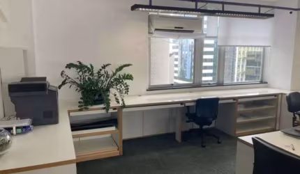 Sala comercial com 1 sala para alugar na Avenida Engenheiro Luís Carlos Berrini, 828, Cidade Monções, São Paulo por R$ 7.000