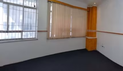 Sala comercial com 4 salas para alugar na Largo São Bento, 329, Centro, São Paulo por R$ 889