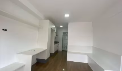 Apartamento à venda na Avenida Jabaquara, 2781, Mirandópolis, São Paulo por R$ 348.000