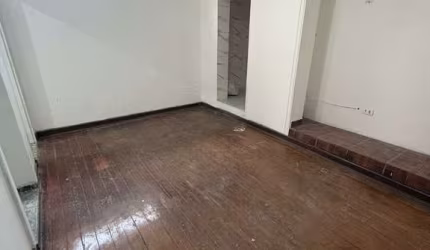Casa com 2 quartos para alugar na Rua Anhangüera, 485, Barra Funda, São Paulo por R$ 4.000