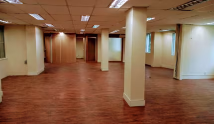 Sala comercial com 8 salas para alugar na Rua Martins Fontes, 91, Centro, São Paulo por R$ 7.989