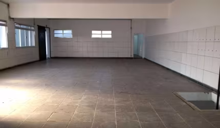 Prédio com 9 salas para alugar na Rua Precilia Rodrigues, 62, Piqueri, São Paulo por R$ 9.000