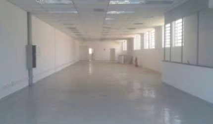 Terreno comercial para alugar na Rua Araguaia, 3806, Canindé, São Paulo por R$ 25.000