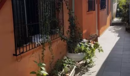 Casa com 3 quartos à venda na Rua Eugênio Portal, 28, Vila Campo Grande, São Paulo por R$ 468.012