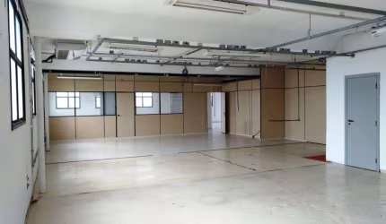 Prédio para alugar na Rua Astorga, 430, Vila Guilhermina, São Paulo por R$ 38.000