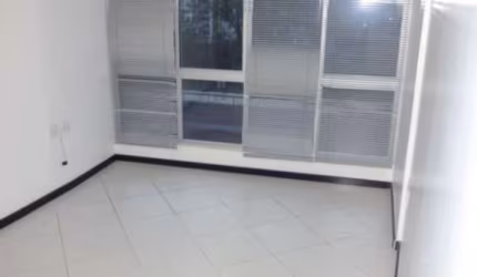Sala comercial com 4 salas para alugar na Rua Vergueiro, 981, Liberdade, São Paulo por R$ 2.927