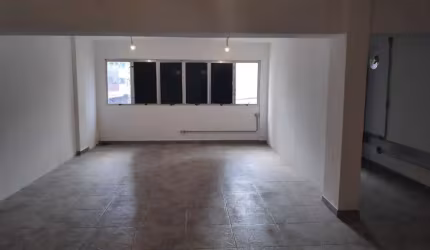 Sala comercial com 1 sala para alugar na Rua Galvão Bueno, 387, Liberdade, São Paulo por R$ 2.627