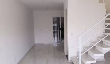 Casa com 2 quartos à venda na Rua Ordenações Manuelinas, 41, Vila Sônia, São Paulo por R$ 698.009