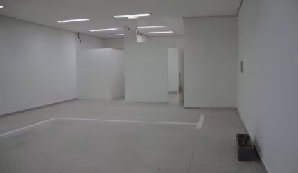 Ponto comercial com 2 salas para alugar na Rua Frederico Abranches, 172, Vila Buarque, São Paulo por R$ 5.609