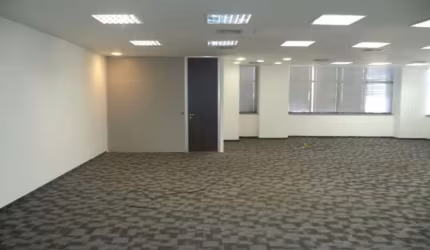 Sala comercial com 1 sala para alugar na Avenida das Nações Unidas, 11633, Brooklin Paulista, São Paulo por R$ 6.922