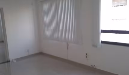 Sala comercial com 3 salas para alugar na Rua Quatorze de Julho, 3384, Jardim Paulista, São Paulo por R$ 6.027