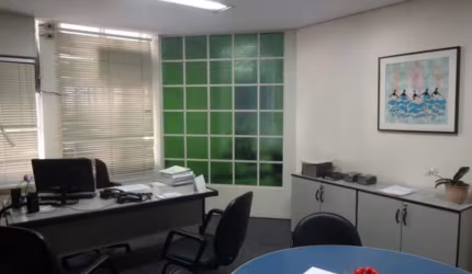 Sala comercial com 5 salas à venda na Rua Barão de Itapetininga, 151, República, São Paulo por R$ 900.015