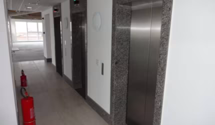 Sala comercial com 1 sala para alugar na Rua Cardeal Arcoverde, 2365, Pinheiros, São Paulo por R$ 46.727