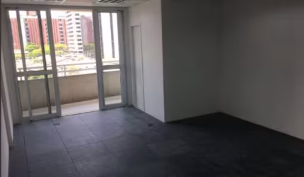 Sala comercial com 1 sala à venda na Rua Verbo Divino, 2001, Granja Julieta, São Paulo por R$ 348.000