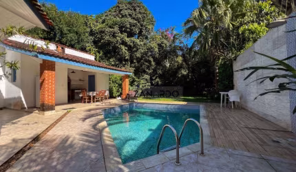 Casa em Riviera de São Lourenço