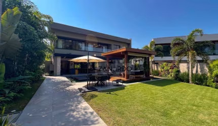 Casa à venda em Riviera de São Lourenço