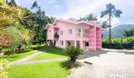Imóvel Residencial e Comercial de Alto Padrão em Rio dos Cedros