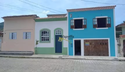 Casa com 3 dormitórios à venda, 220 m² por R$ 550.000,00 - Centro - Iguape/SP