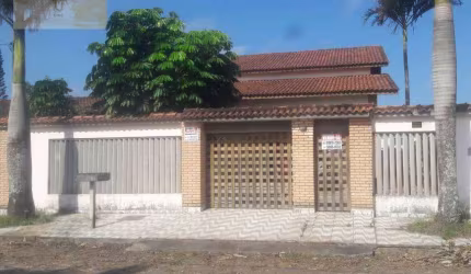 Sobrado com 3 dormitórios à venda, 217 m² por R$ 630.000,00 - Praia da Gaivota - Itanhaém/SP
