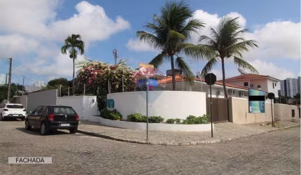 Casa  à venda com 1058m² de àrea total, no Bairro dos Estados, João Pessoa - PB