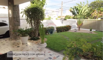 Casa a venda,  03 dormitórios sendo 01 suíte, área com 280m² com terreno 750m²,  bairro dos Estados, João Pessoa-PB.