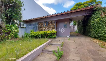 Casa comercial à venda na Rua Afonso Álvares, 127, Tristeza, Porto Alegre por R$ 1.200.000
