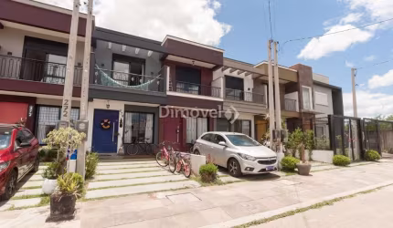 Casa com 2 quartos à venda na Rua Irany de Oliveira Sant'Anna, 278, Hípica, Porto Alegre por R$ 549.000