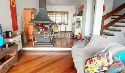 Casa com 3 quartos à venda na Rua José Kanan Aranha, 277, Jardim Isabel, Porto Alegre por R$ 820.000