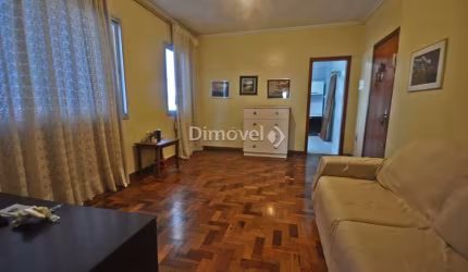 Apartamento com 3 quartos à venda na Avenida Borges de Medeiros, 907, Centro Histórico, Porto Alegre por R$ 285.000