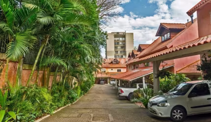 Casa em condomínio fechado com 3 quartos à venda na Rua Doutor Barcelos, 931, Tristeza, Porto Alegre por R$ 560.000