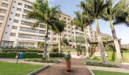 Apartamento com 3 quartos à venda na Avenida da Cavalhada, 5730, Ipanema, Porto Alegre por R$ 1.350.000