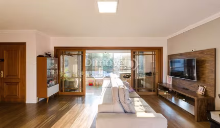 Apartamento com 3 quartos à venda na Rua Eurico Lara, 794, Medianeira, Porto Alegre por R$ 599.000