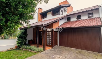Casa com 3 quartos à venda na Rua Almirante Delamare, 170, Tristeza, Porto Alegre por R$ 1.200.000