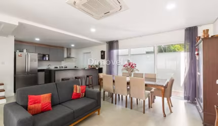Casa em condomínio fechado com 3 quartos à venda na Avenida Pereira Passos, 695, Vila Assunção, Porto Alegre por R$ 2.199.000