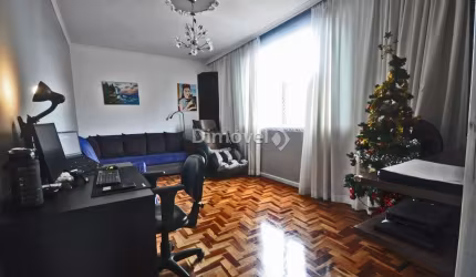 Apartamento com 3 quartos à venda na Rua Jerônimo Coelho, 59, Centro Histórico, Porto Alegre por R$ 585.000