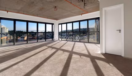 Sala comercial à venda na Avenida Wenceslau Escobar, 2714, Tristeza, Porto Alegre por R$ 620.000