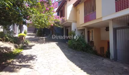 Casa em condomínio fechado com 3 quartos à venda na Rua Santa Vitória, 369, Tristeza, Porto Alegre por R$ 480.000