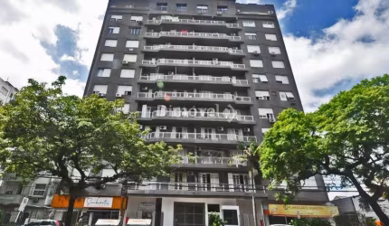 Apartamento com 3 quartos à venda na Avenida Venâncio Aires, 449, Farroupilha, Porto Alegre por R$ 390.000